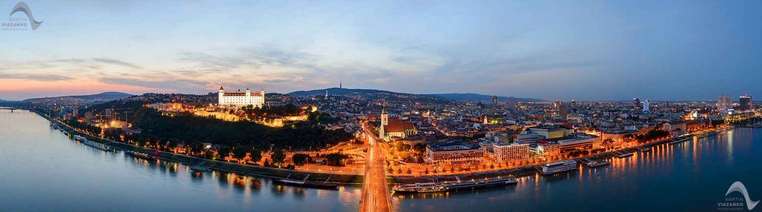 Bratislava, mesto, capital, city, castle, church, old, river, Danube, Dunaj