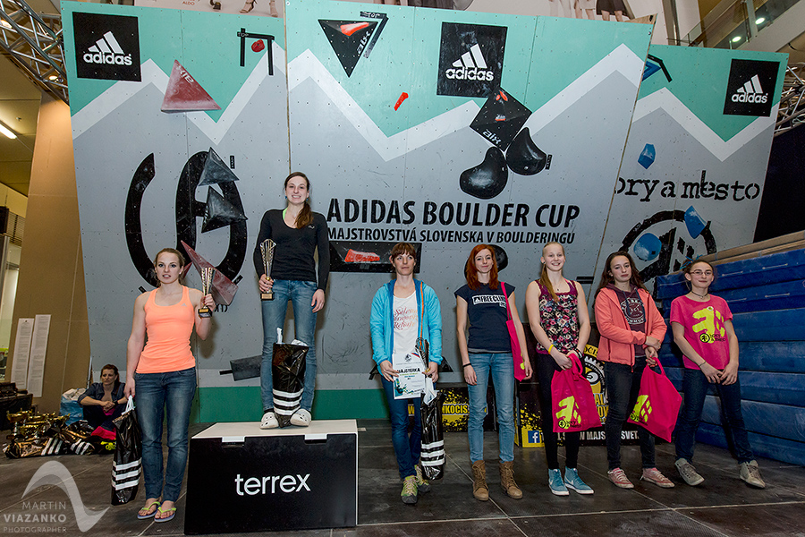 aupark, adidas boulder cup, bouldering, climb, lezenie, súťaž, pretek, majstrovstvá slovenska v boulderingu, hory a mesto