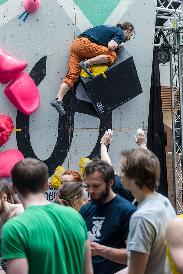 adidas, boulder, cup, aupark, bouldering, lezenie, horolezec, horolezectvo