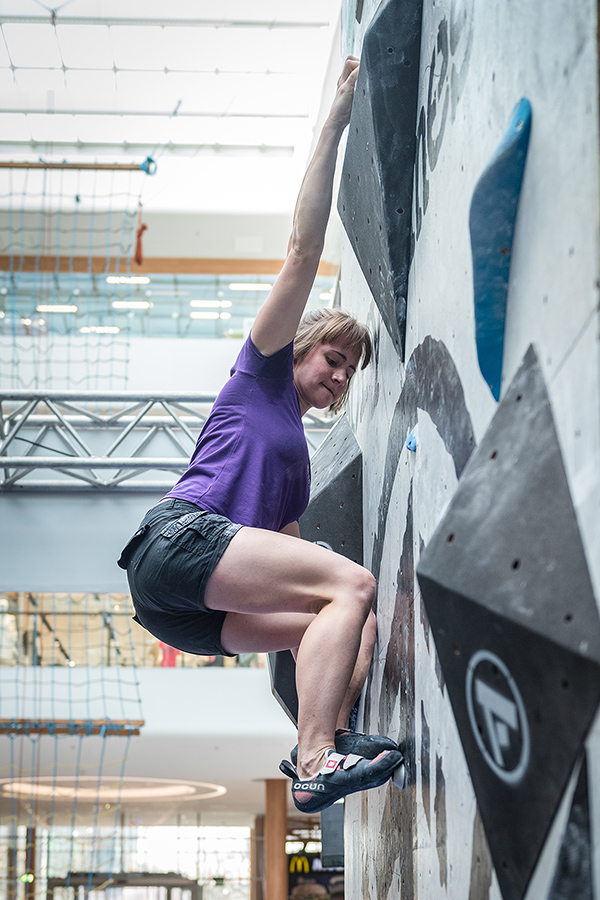 adidas, boulder, cup, aupark, bouldering, lezenie, horolezec, horolezectvo