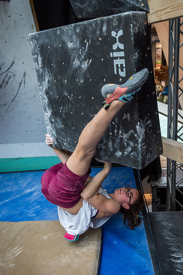 adidas, boulder, cup, aupark, bouldering, lezenie, horolezec, horolezectvo