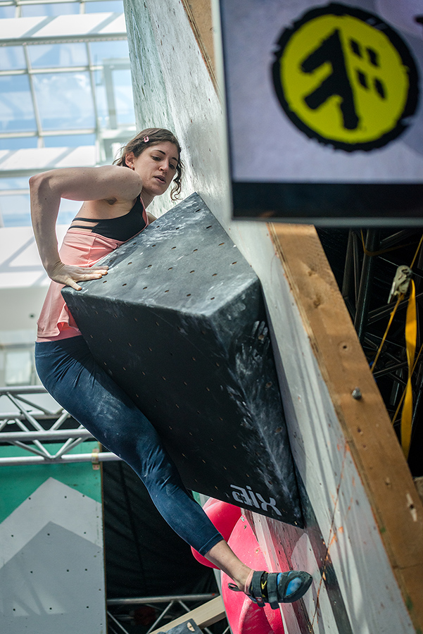 adidas, boulder, cup, aupark, bouldering, lezenie, horolezec, horolezectvo