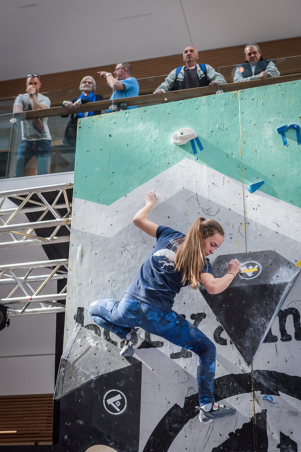 adidas, boulder, cup, aupark, bouldering, lezenie, horolezec, horolezectvo