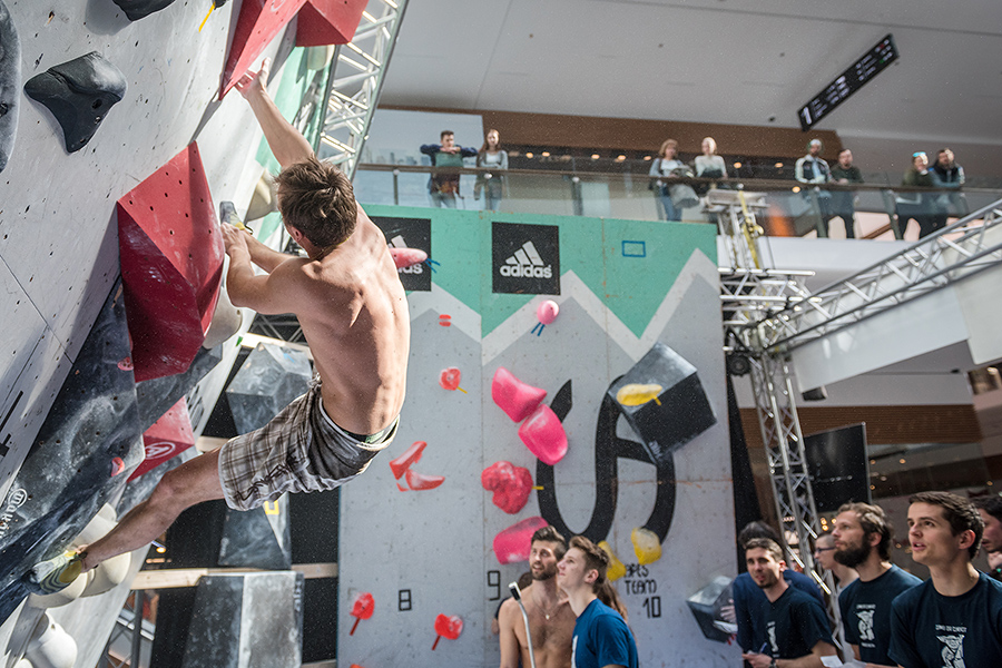 adidas, boulder, cup, aupark, bouldering, lezenie, horolezec, horolezectvo