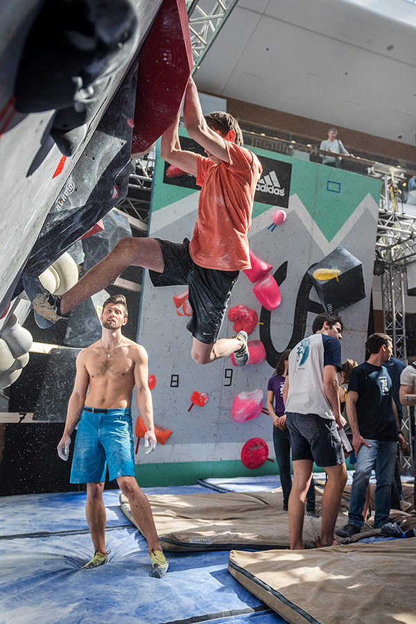 adidas, boulder, cup, aupark, bouldering, lezenie, horolezec, horolezectvo