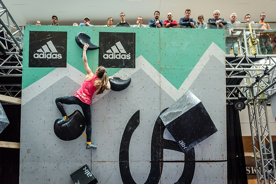adidas, boulder, cup, aupark, bouldering, lezenie, horolezec, horolezectvo