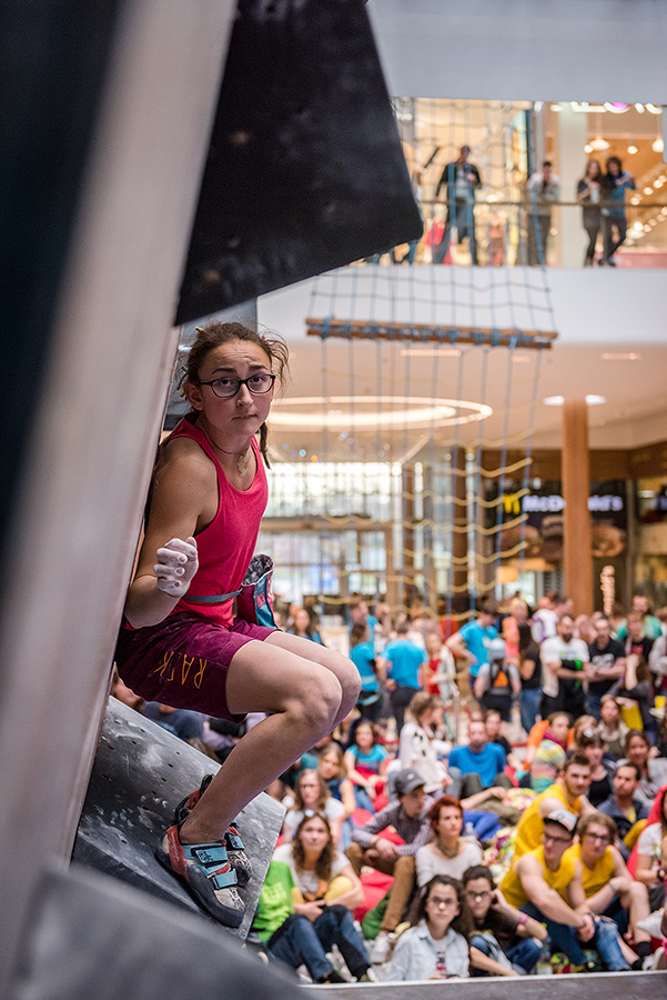adidas, boulder, cup, aupark, bouldering, lezenie, horolezec, horolezectvo