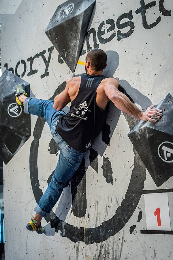 adidas, boulder, cup, aupark, bouldering, lezenie, horolezec, horolezectvo