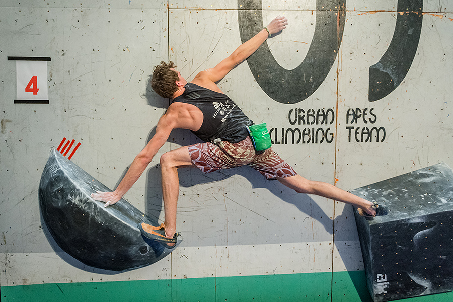 adidas, boulder, cup, aupark, bouldering, lezenie, horolezec, horolezectvo