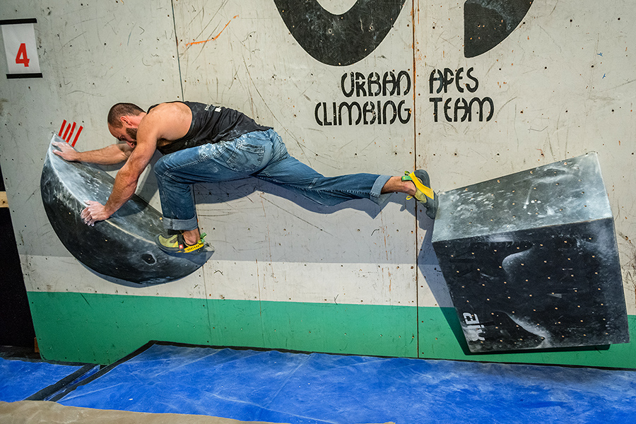 adidas, boulder, cup, aupark, bouldering, lezenie, horolezec, horolezectvo