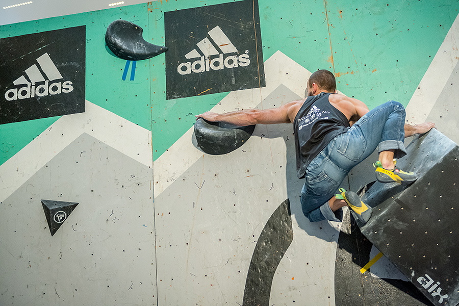 adidas, boulder, cup, aupark, bouldering, lezenie, horolezec, horolezectvo