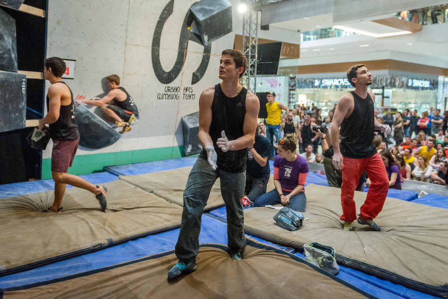 adidas, boulder, cup, aupark, bouldering, lezenie, horolezec, horolezectvo