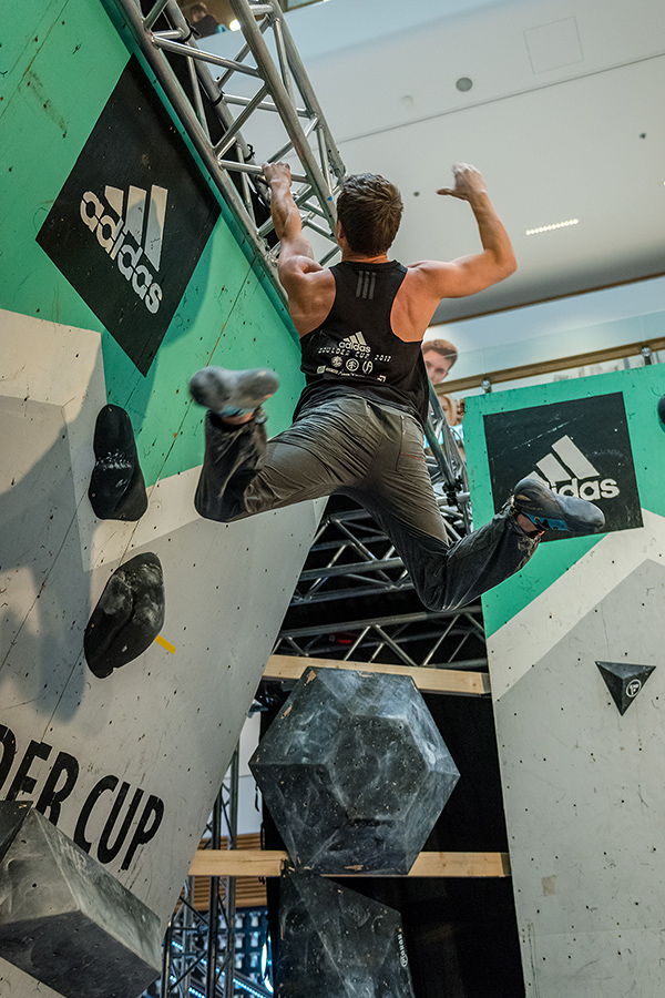 adidas, boulder, cup, aupark, bouldering, lezenie, horolezec, horolezectvo