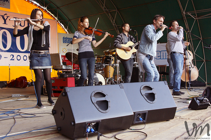 Milan Medek, Michal Kubinec, Frédéric Jacq, Didier Rogasik, Linda Vitásková, Andrea Tkáčová
