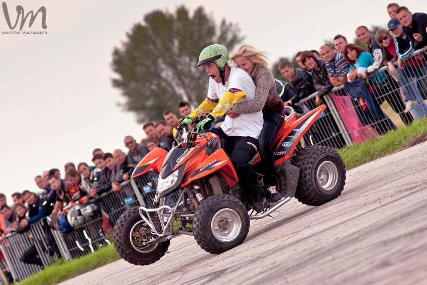 megarace, street, speed, day, komoca, nove, zamky, moto, motocykel, kaskader