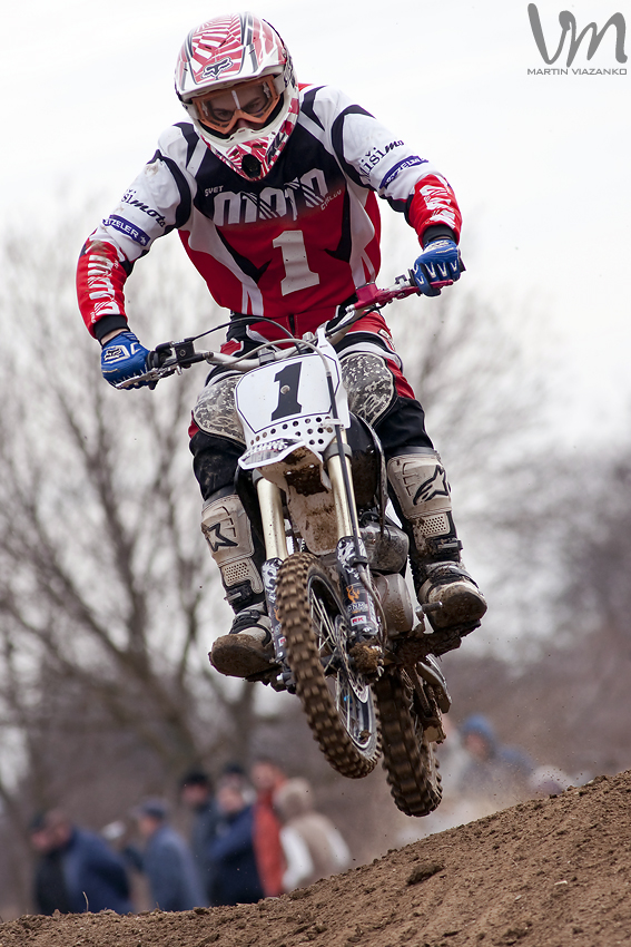 adam šipikal