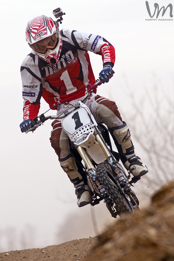 adam šipikal