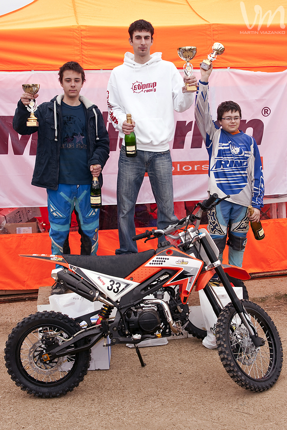 adam šipikal