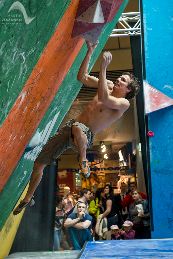 aupark, adidas boulder cup, bouldering, climb, lezenie, súťaž, pretek, majstrovstvá slovenska v boulderingu, hory a mesto