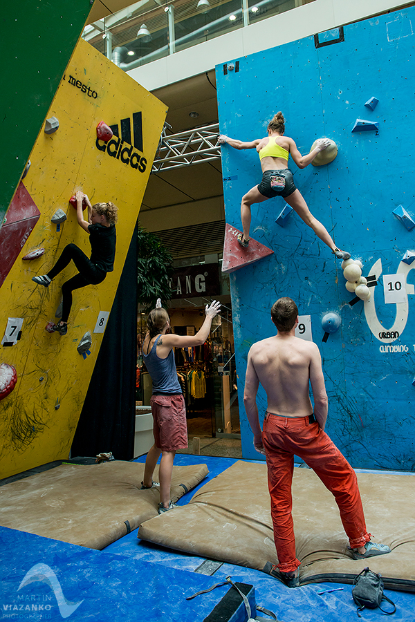 aupark, adidas boulder cup, bouldering, climb, lezenie, súťaž, pretek, majstrovstvá slovenska v boulderingu, hory a mesto