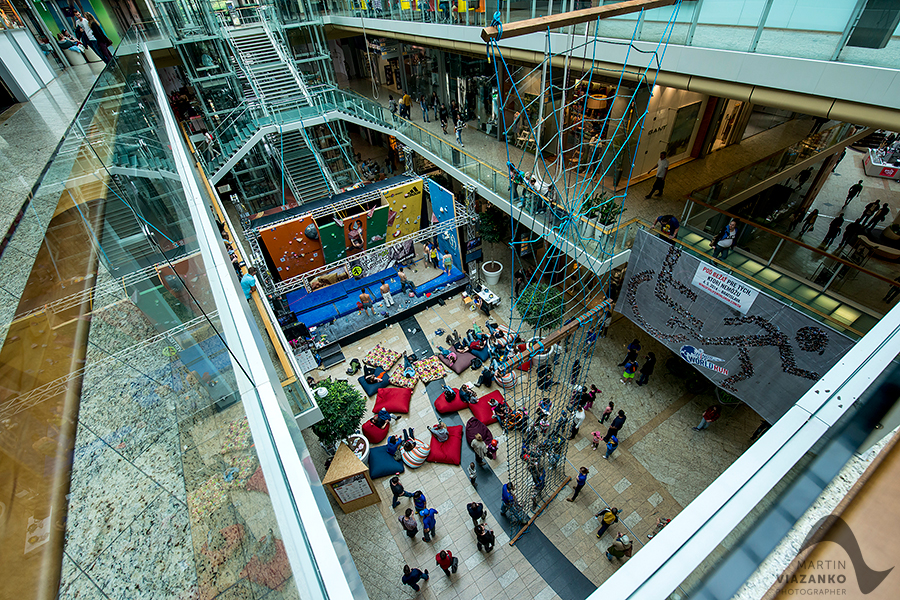 aupark, adidas boulder cup, bouldering, climb, lezenie, súťaž, pretek, majstrovstvá slovenska v boulderingu, hory a mesto