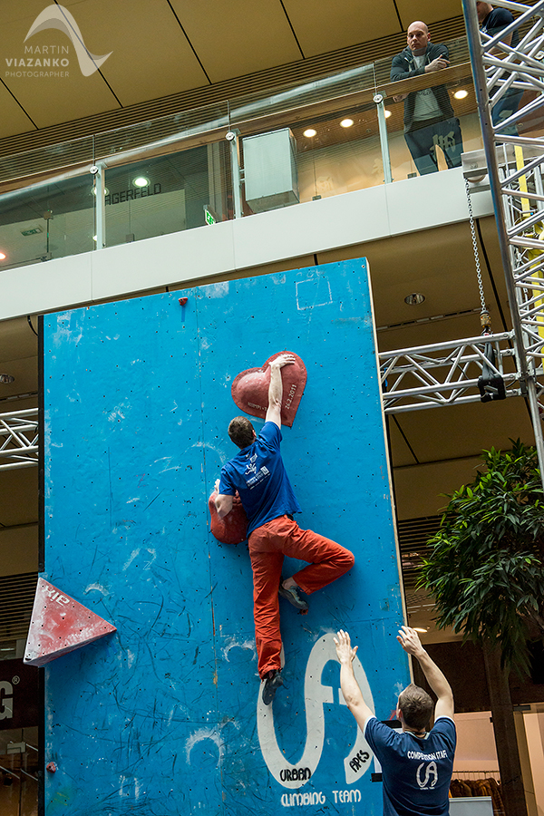 aupark, adidas boulder cup, bouldering, climb, lezenie, súťaž, pretek, majstrovstvá slovenska v boulderingu, hory a mesto
