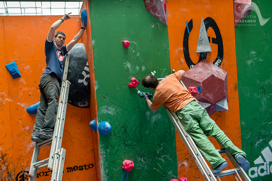 aupark, adidas boulder cup, bouldering, climb, lezenie, súťaž, pretek, majstrovstvá slovenska v boulderingu, hory a mesto