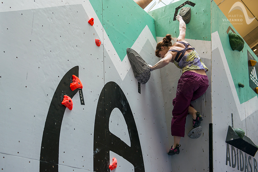 aupark, adidas boulder cup, bouldering, climb, lezenie, súťaž, pretek, majstrovstvá slovenska v boulderingu, hory a mesto