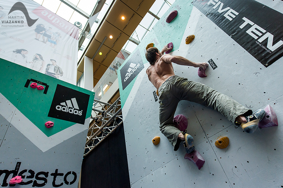aupark, adidas boulder cup, bouldering, climb, lezenie, súťaž, pretek, majstrovstvá slovenska v boulderingu, hory a mesto