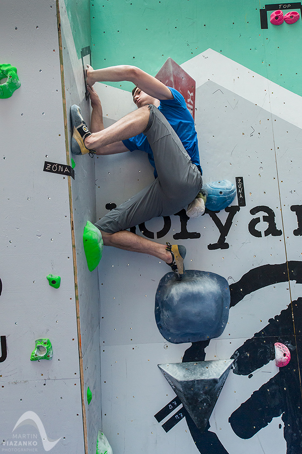 aupark, adidas boulder cup, bouldering, climb, lezenie, súťaž, pretek, majstrovstvá slovenska v boulderingu, hory a mesto