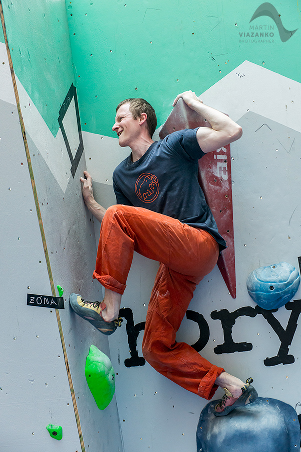aupark, adidas boulder cup, bouldering, climb, lezenie, súťaž, pretek, majstrovstvá slovenska v boulderingu, hory a mesto