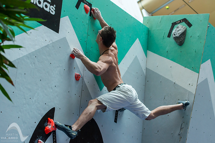aupark, adidas boulder cup, bouldering, climb, lezenie, súťaž, pretek, majstrovstvá slovenska v boulderingu, hory a mesto