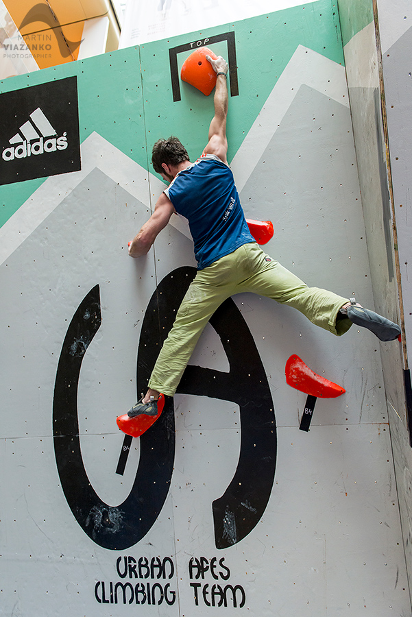 aupark, adidas boulder cup, bouldering, climb, lezenie, súťaž, pretek, majstrovstvá slovenska v boulderingu, hory a mesto