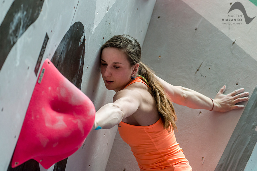 aupark, adidas boulder cup, bouldering, climb, lezenie, súťaž, pretek, majstrovstvá slovenska v boulderingu, hory a mesto