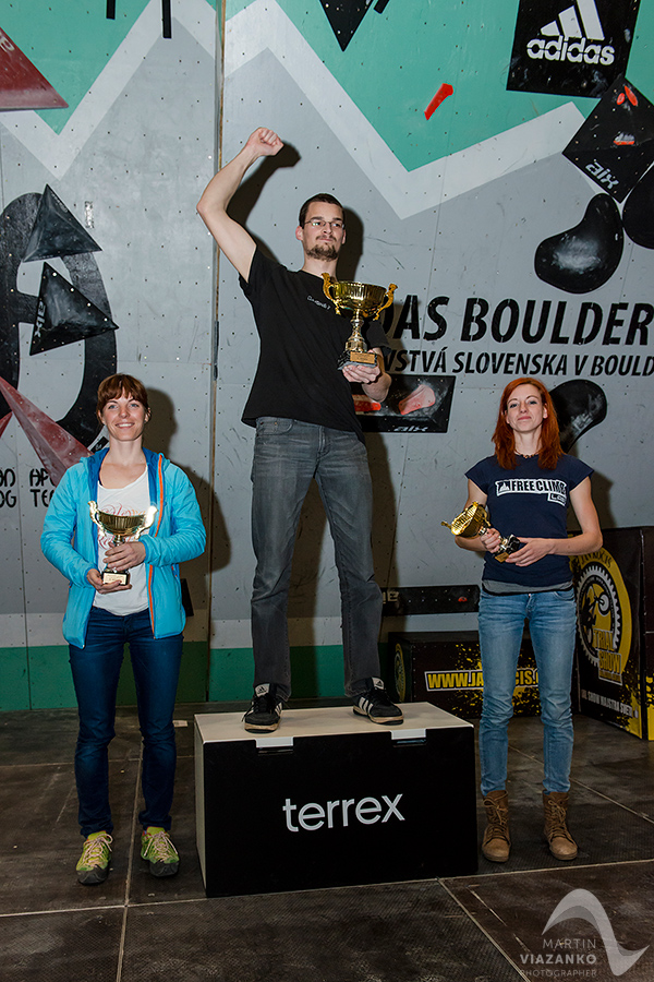 aupark, adidas boulder cup, bouldering, climb, lezenie, súťaž, pretek, majstrovstvá slovenska v boulderingu, hory a mesto