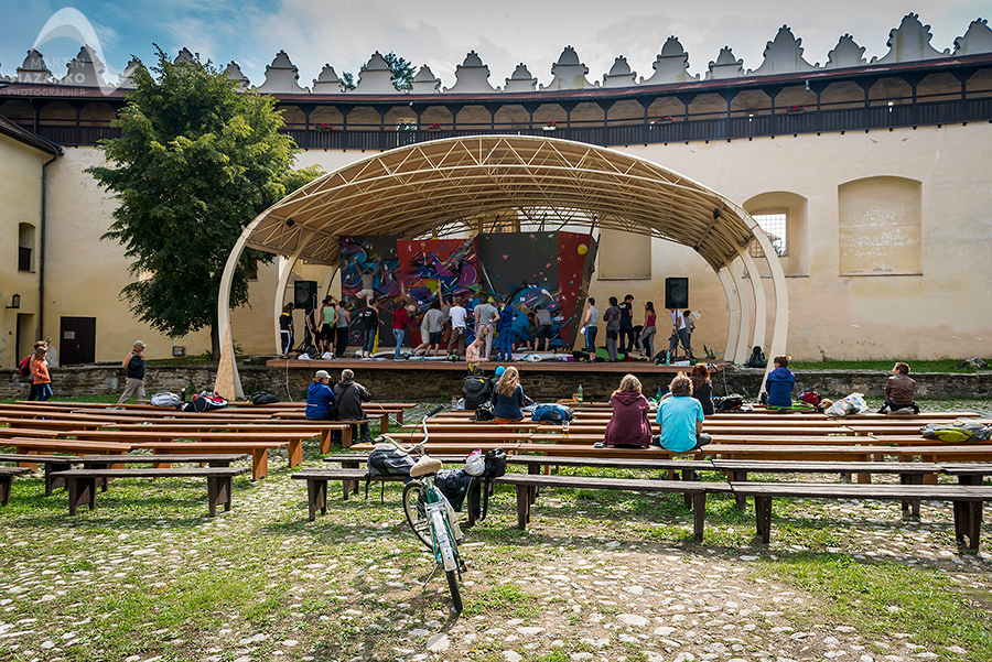 banane boulder king, kezmarok, kežmarok, climb, boulder, bouldering, competition