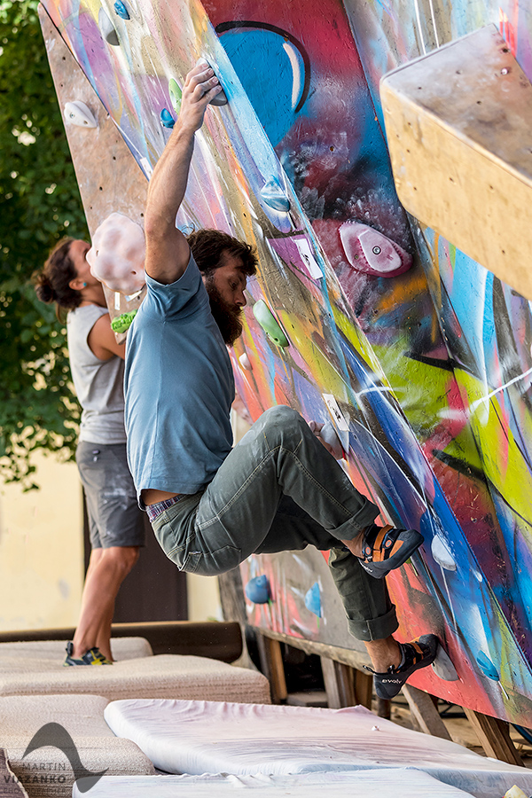 banane boulder king, kezmarok, kežmarok, climb, boulder, bouldering, competition