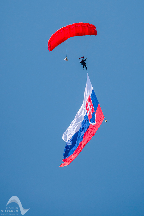 siaf, sliač, sliac, medzinarodne letecke dni, mig, aviation