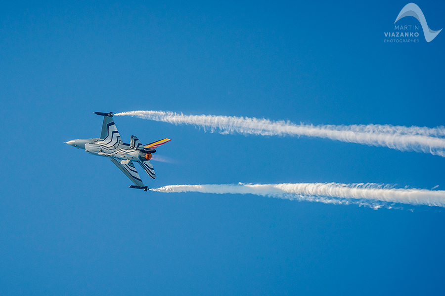 siaf, sliač, sliac, medzinarodne letecke dni, mig, aviation