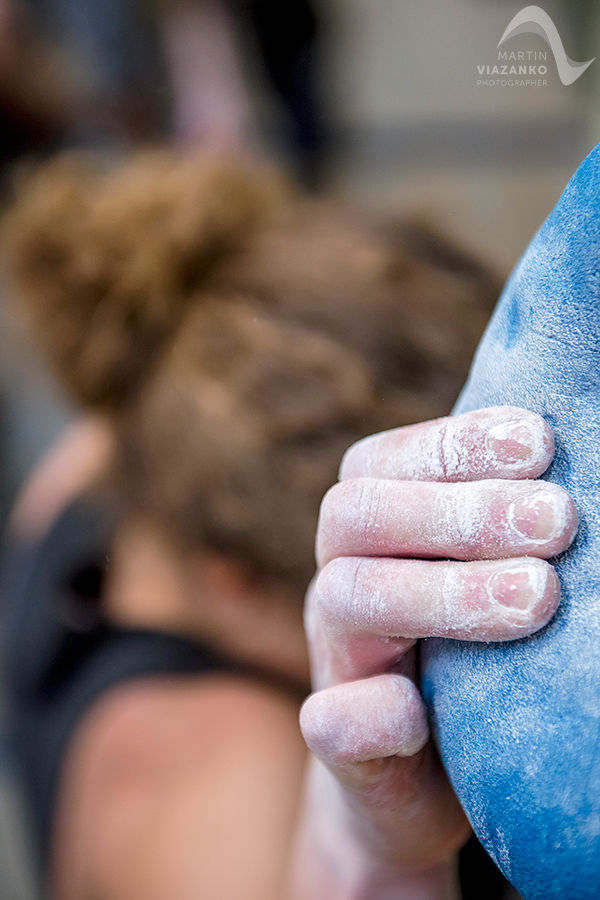 kiku vertigo open 2014, lezecke centrum, bratislava, boulder, bouldering, lezenie, climb, apple, jablko