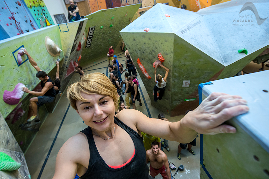 kiku vertigo open 2014, lezecke centrum, bratislava, boulder, bouldering, lezenie, climb, apple, jablko