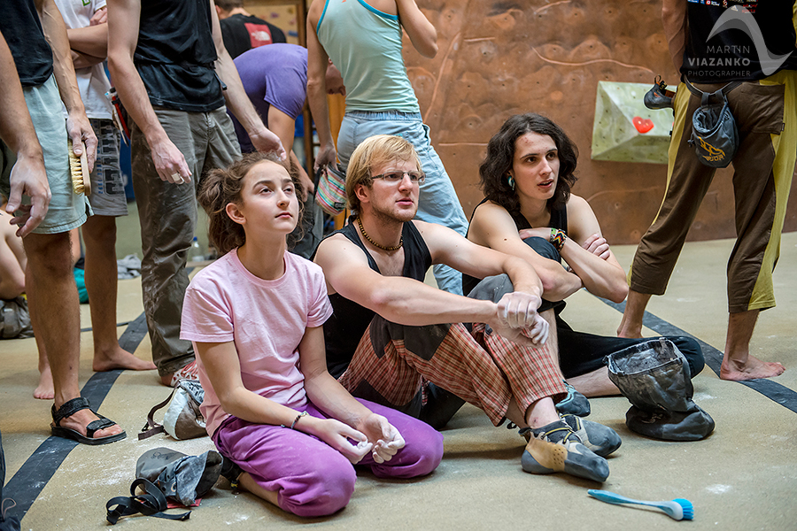 kiku vertigo open 2014, lezecke centrum, bratislava, boulder, bouldering, lezenie, climb, apple, jablko