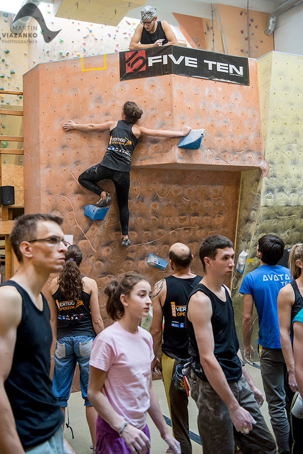 kiku vertigo open 2014, lezecke centrum, bratislava, boulder, bouldering, lezenie, climb, apple, jablko
