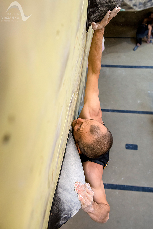 kiku vertigo open 2014, lezecke centrum, bratislava, boulder, bouldering, lezenie, climb, apple, jablko