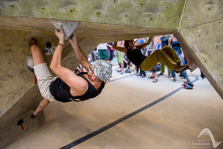 kiku vertigo open 2014, lezecke centrum, bratislava, boulder, bouldering, lezenie, climb, apple, jablko