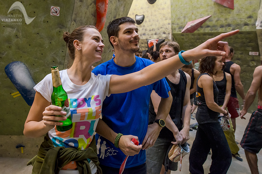 kiku vertigo open 2014, lezecke centrum, bratislava, boulder, bouldering, lezenie, climb, apple, jablko