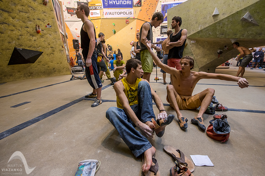 kiku vertigo open 2014, lezecke centrum, bratislava, boulder, bouldering, lezenie, climb, apple, jablko