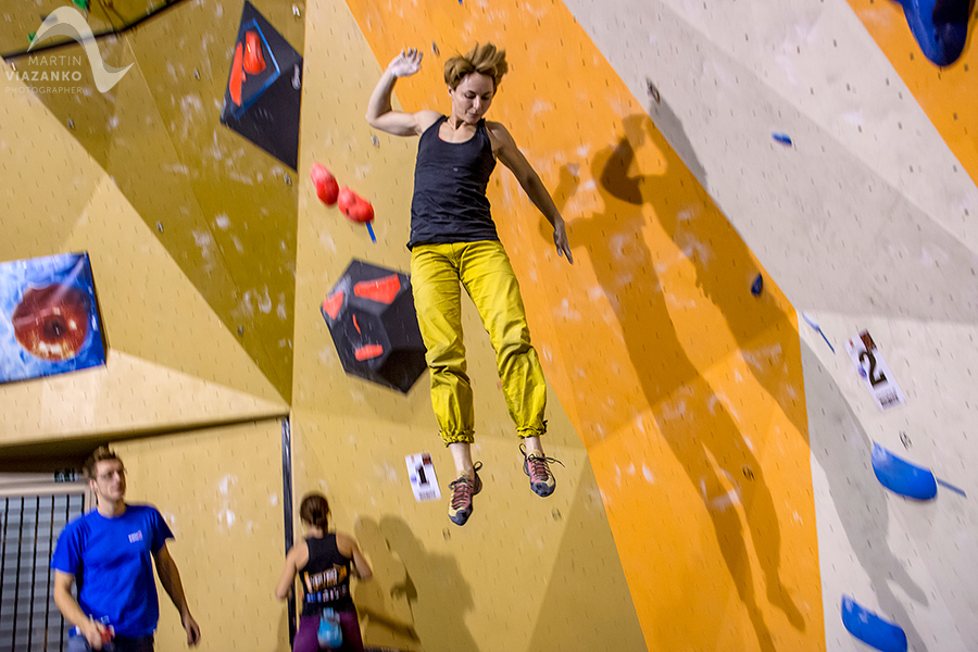 kiku vertigo open 2014, lezecke centrum, bratislava, boulder, bouldering, lezenie, climb, apple, jablko