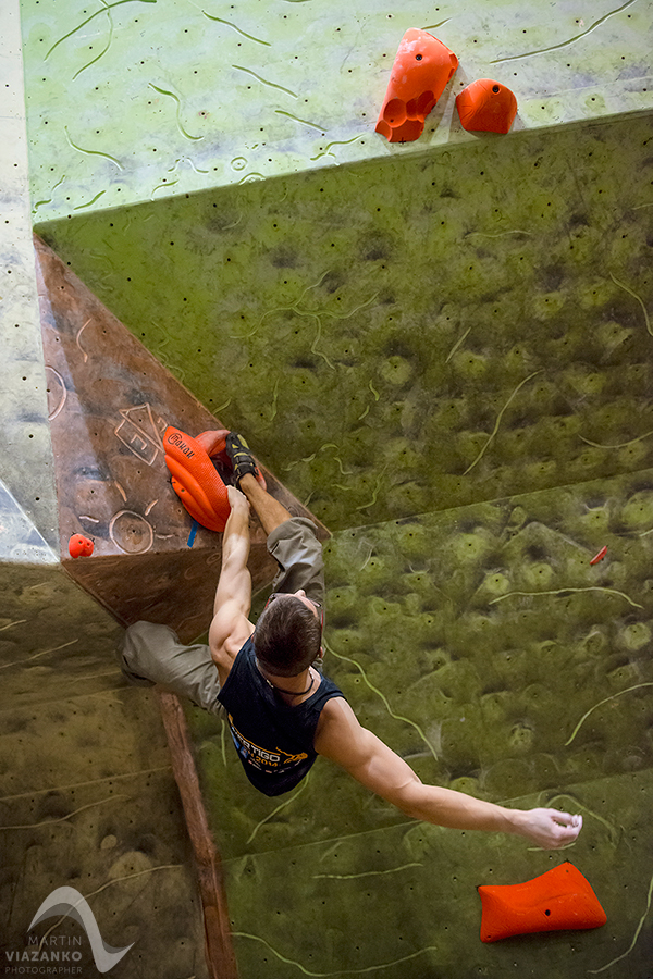 kiku vertigo open 2014, lezecke centrum, bratislava, boulder, bouldering, lezenie, climb, apple, jablko