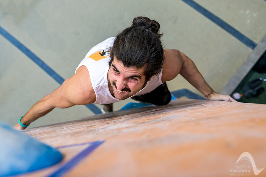 autopolis vertigo open 2015, lezecke centrum, bratislava, boulder, bouldering, lezenie, climb, apple, jablko, kiku